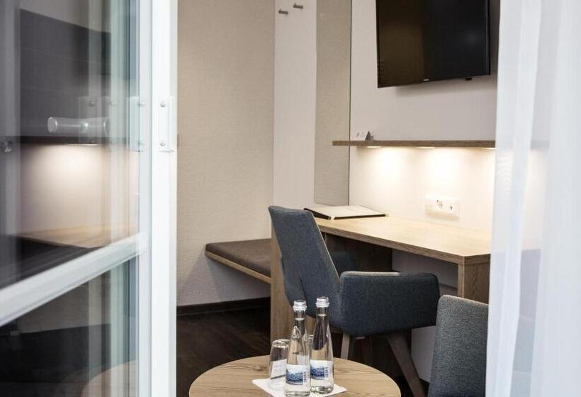 스탠다드 발코니 룸, Gasthaus Engel Luttingen