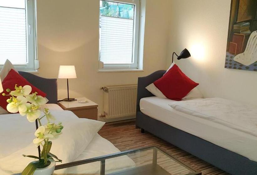 Suite, Gästehaus Am Sonnenhügel