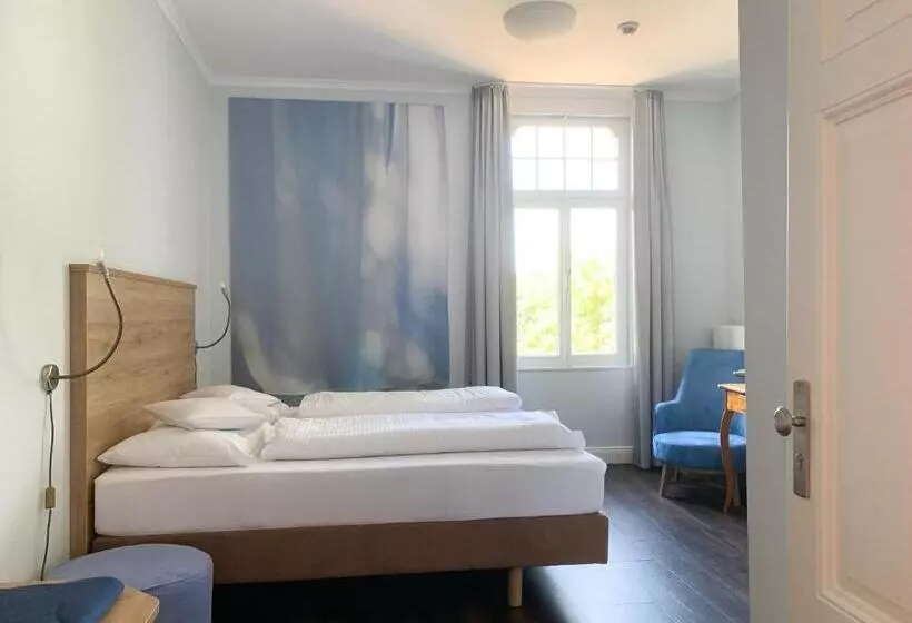 スタンダードシングルルーム, 2t Hotel Artgenossen