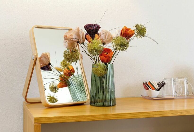 스탠다드 룸, Am Peterstor