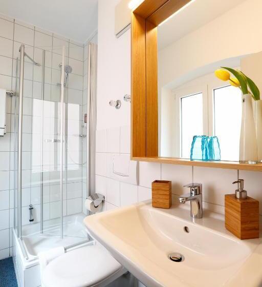 스탠다드 룸, Am Peterstor