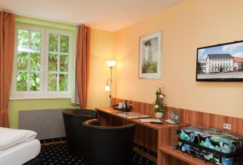 غرفة قياسية فردية, Deutscher Hof