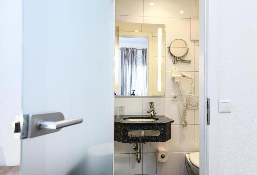 Номер Стандарт, Gasthof Rebstock