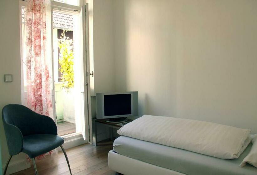 חדר סטנדרט יחיד, Heidelberg Astoria