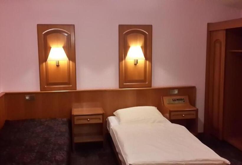 غرفة سوبيريور, Karntner Stub N