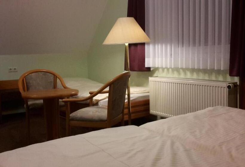 غرفة قياسية ثلاثية, Karntner Stub N