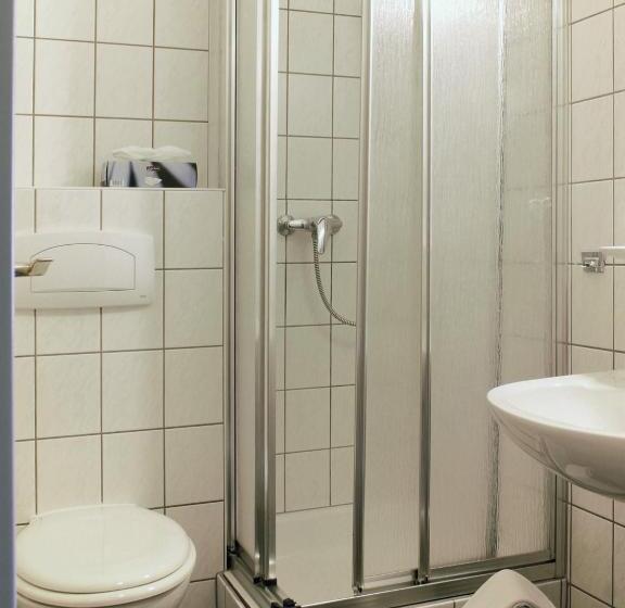 غرفة قياسية ثلاثية, Karntner Stub N