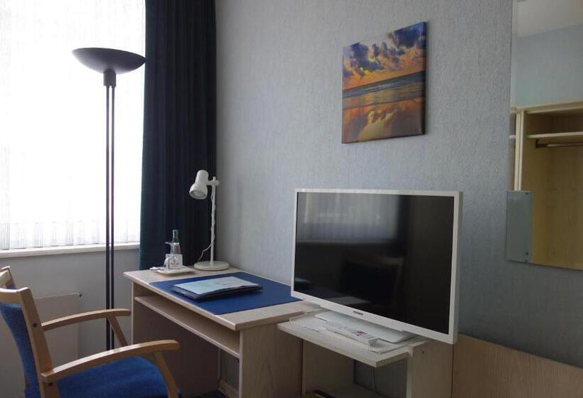 이코노미 싱글 룸, Lex