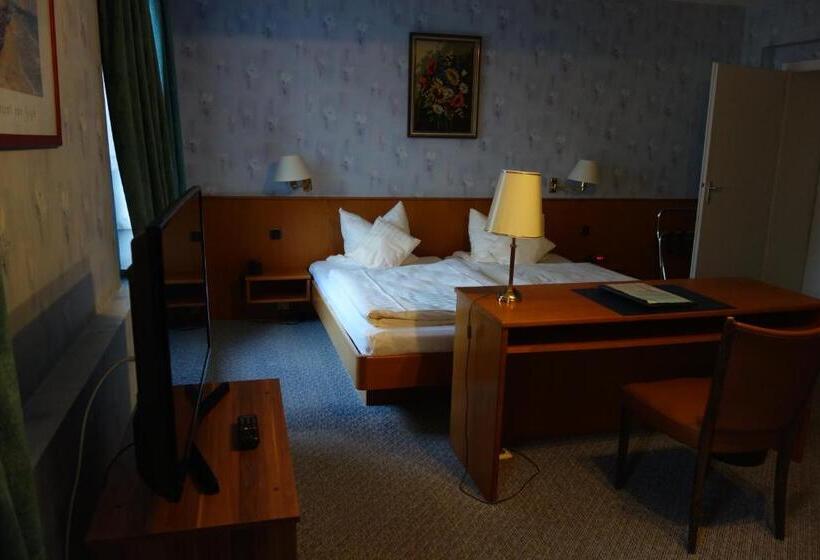 스탠다드 룸, Lex