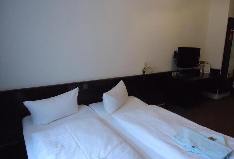 スタンダードルーム, Marthahaus