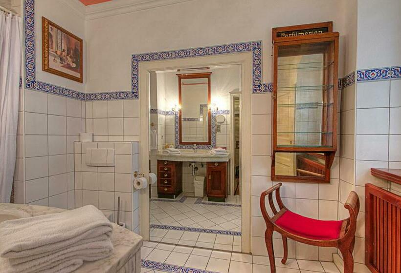 スタンダードルーム, Orphée   Kleines Haus