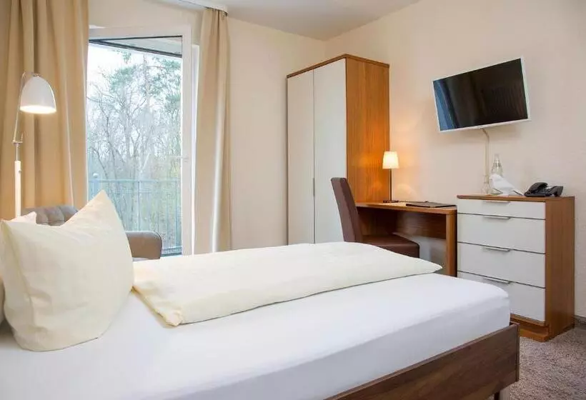 Standard Yhden Hengen Huone, Parkhotel Lippstadt