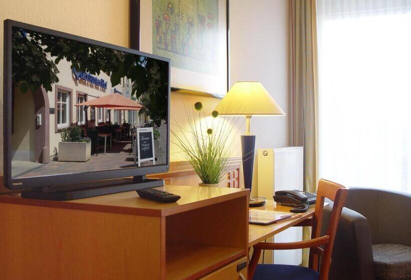 Номер Стандарт, Querfurter Hof