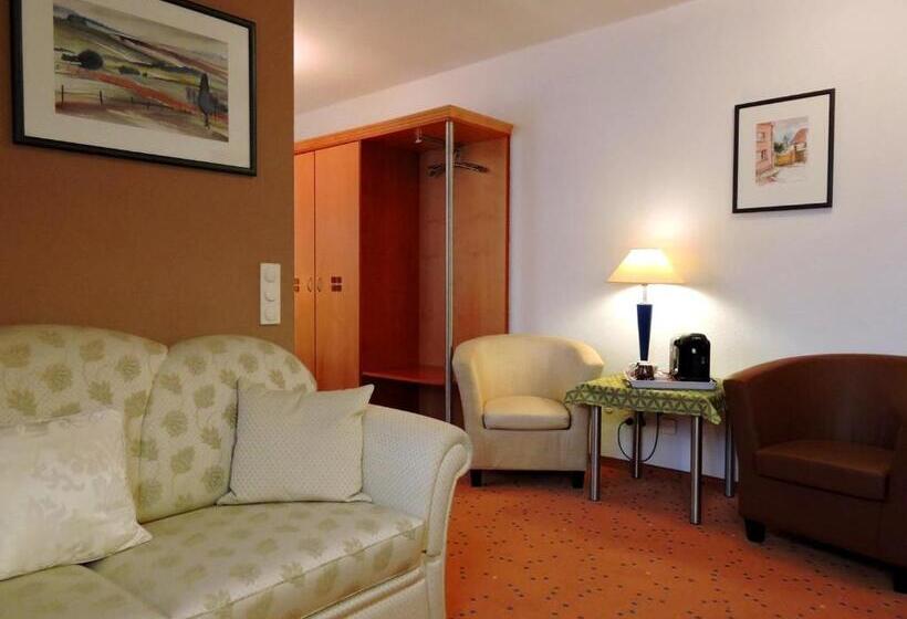 Полулюкс, Querfurter Hof