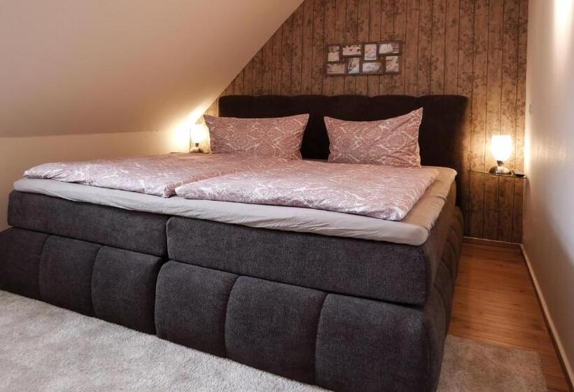 Четырехместный Номер Deluxe, Querfurter Hof