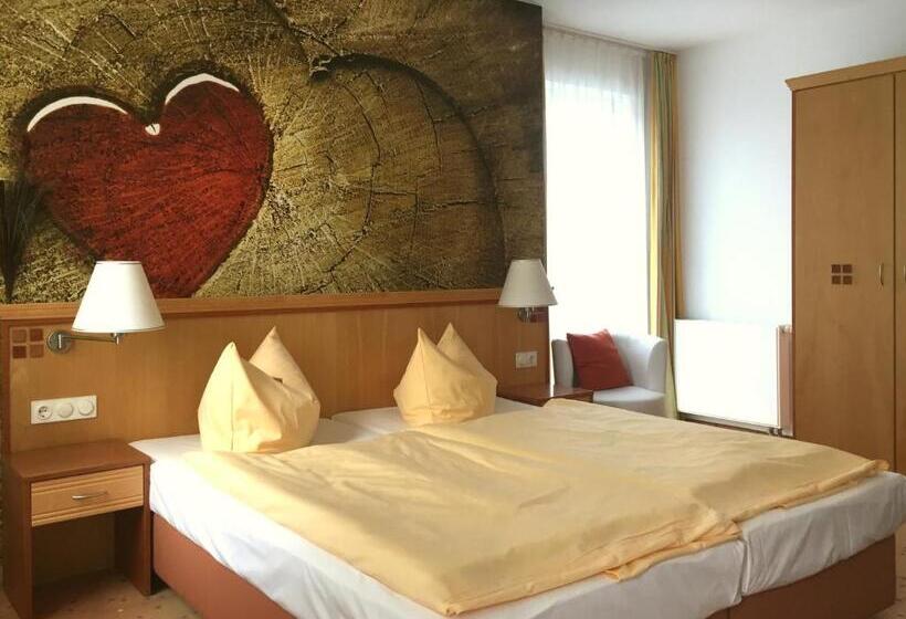 Номер Стандарт, Querfurter Hof