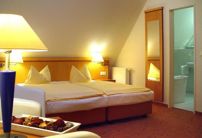 Номер Стандарт, Querfurter Hof