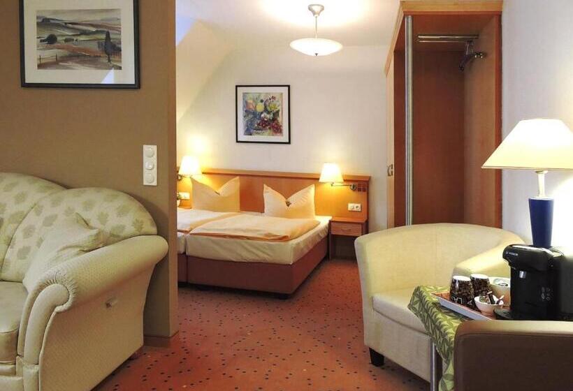 Номер Стандарт, Querfurter Hof