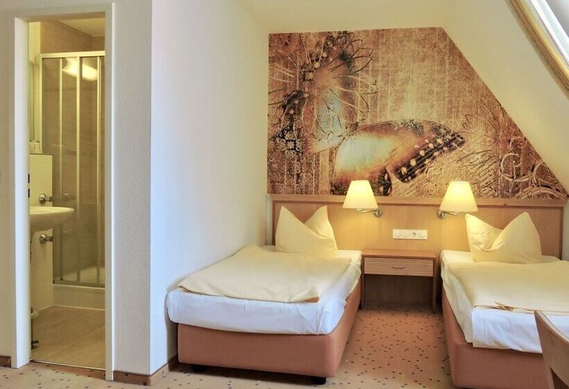 Номер Стандарт, Querfurter Hof