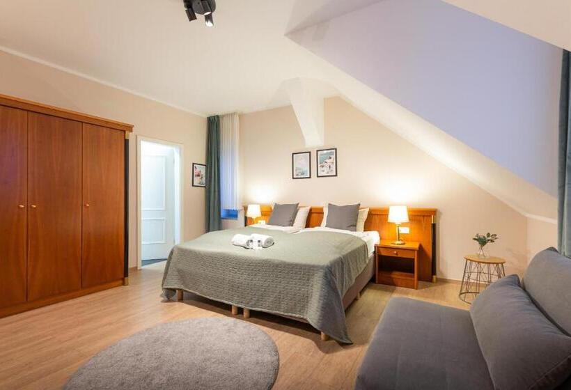 标准间, Restaurant Am Park