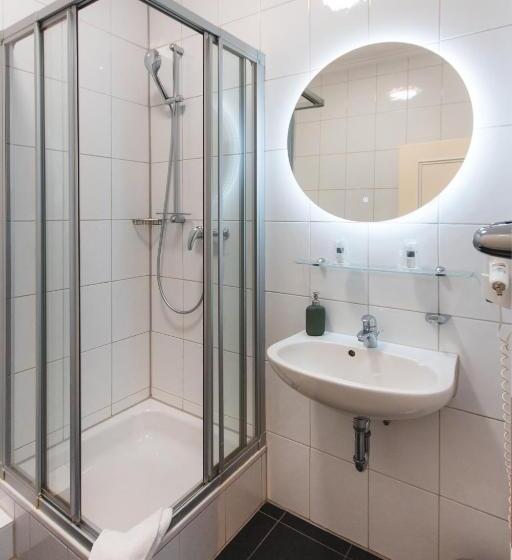 标准间, Restaurant Am Park