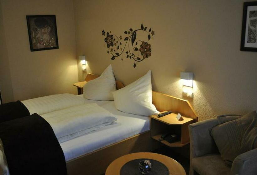 标准间, Restaurant Oliva