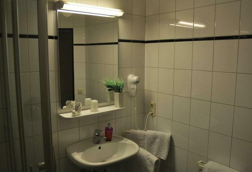 标准间, Restaurant Oliva