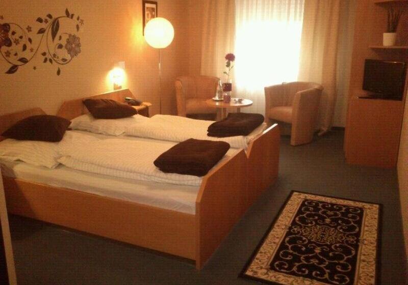 标准间, Restaurant Oliva