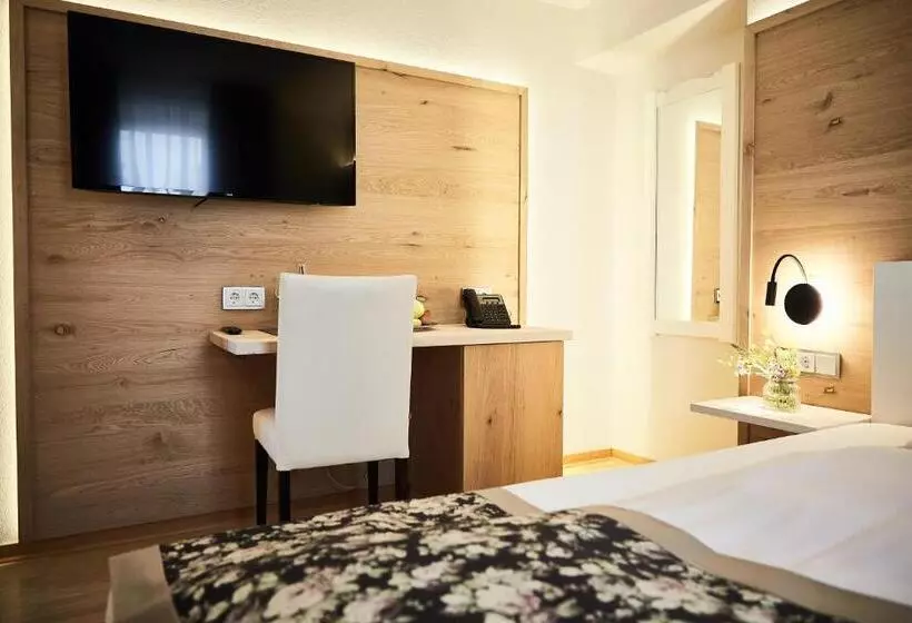 اتاق استاندارد یک نفره, Wellness Natur Resort Gut Edermann