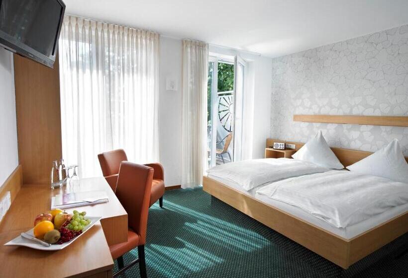 컴포트 싱글 룸, Zur Post