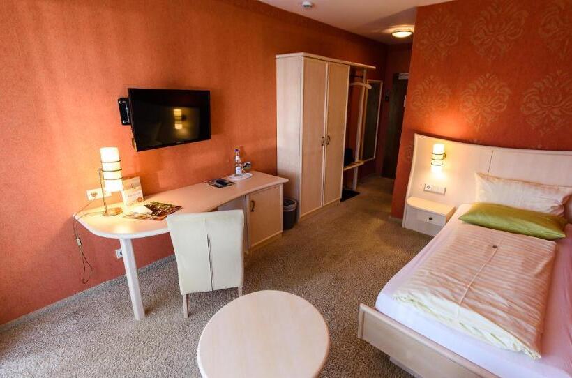 Номер Стандарт Индивидуальный, Landhotel Henkenhof Willingen