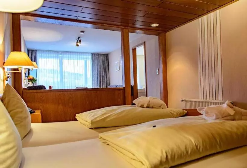 スタンダード４人部屋, Landhotel Henkenhof Willingen