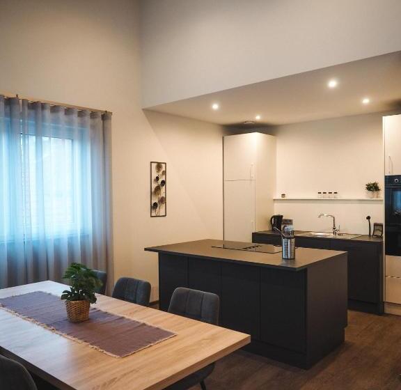 Апартаменты 2 Спальни, Landgasthof Zum Stern