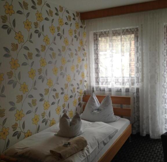 带阳台的标准单人间, Pottensteiner Stuben Pension Gasthof