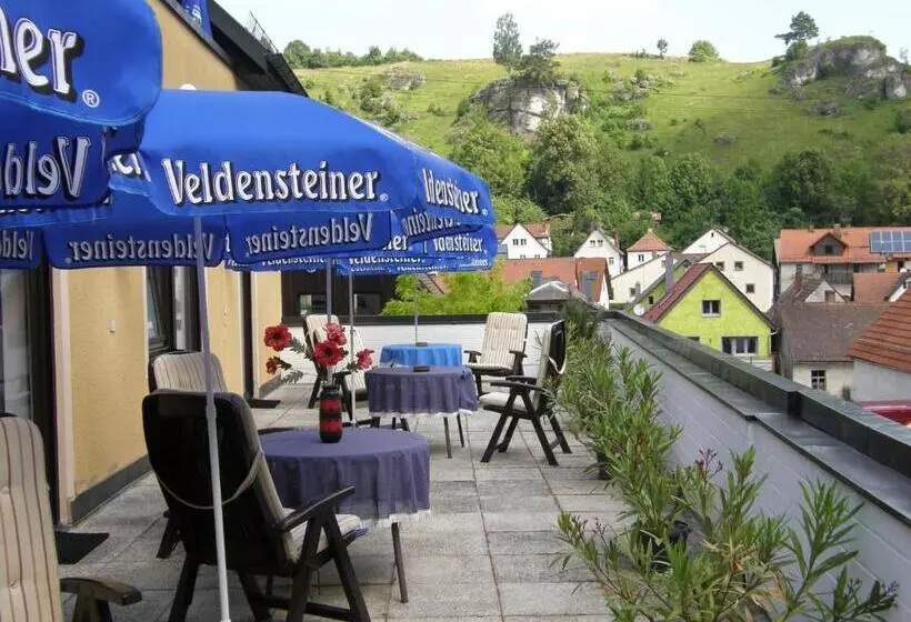 バルコニー付きシングルスタンダードルーム, Pottensteiner Stuben Pension Gasthof