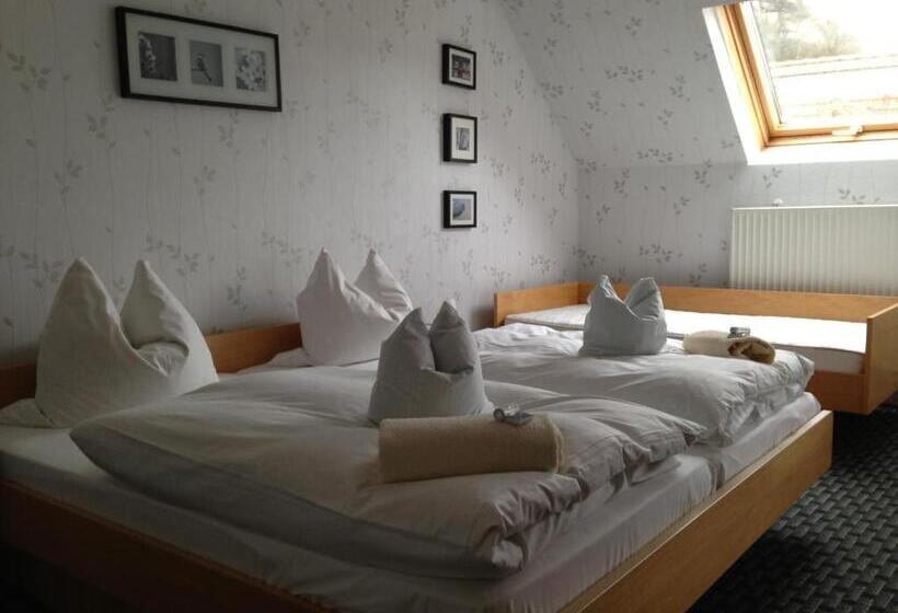 Номер Стандарт, Pottensteiner Stuben Pension Gasthof