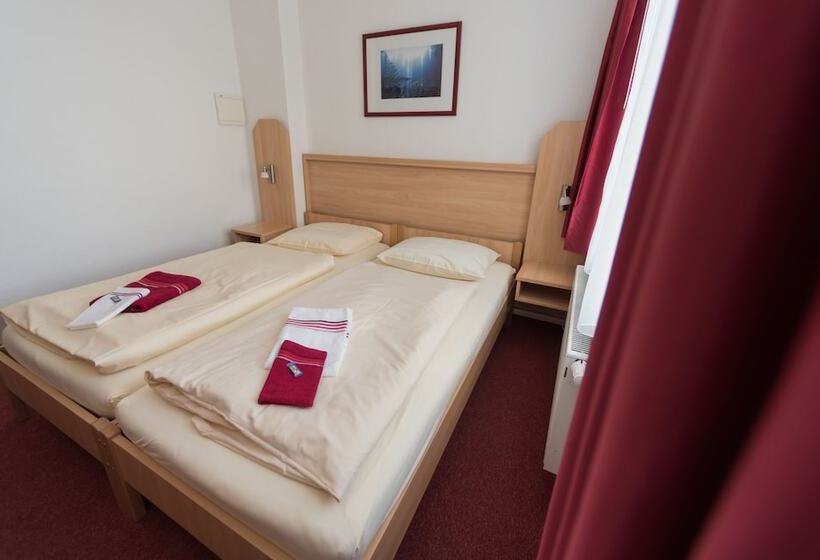 Номер Стандарт, Akademiehotel Jena
