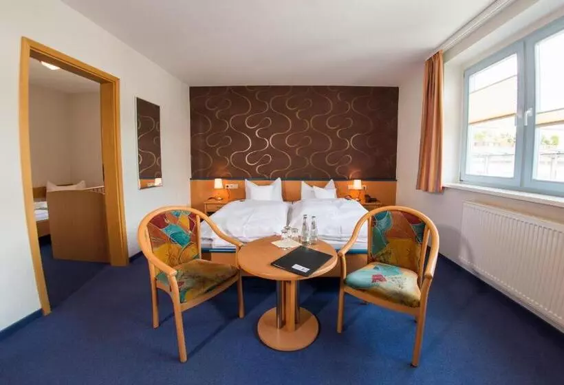 スタンダードトリプルルーム, B&s Hotel Am Bachhaus