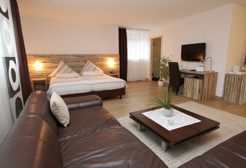 سوییت جونیور, Designhotel Im Südfeld