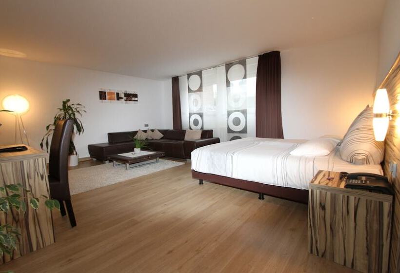 Полулюкс, Designhotel Im Südfeld