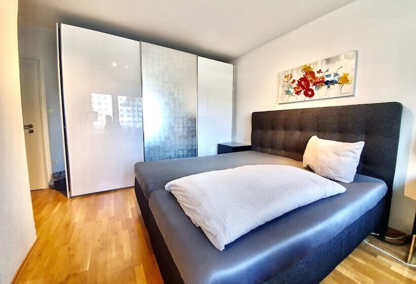 اتاق استاندارد, Almehof Thone