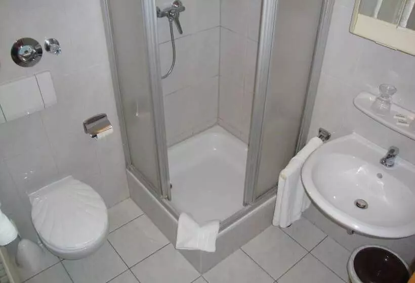 آپارتمان 1 خوابه, Apartment Hotel Lindeneck