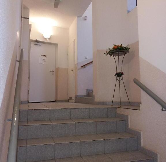 Номер Стандарт, Eintracht