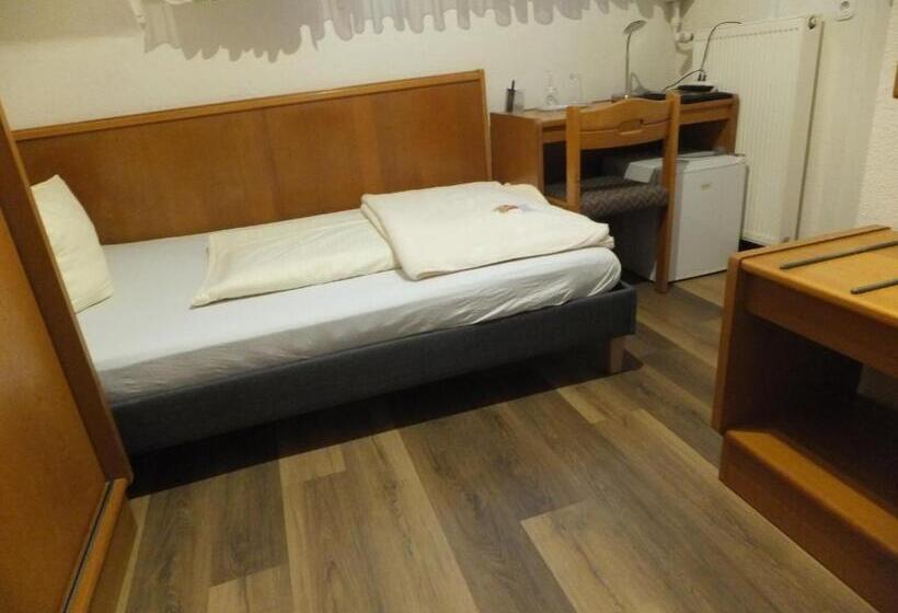 标准单人间, Grütering