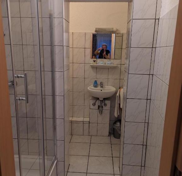 스탠다드 룸, Heideklause