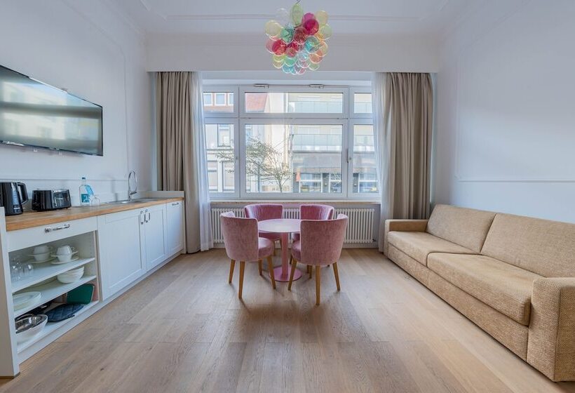 اتاق خانوادگی, Logierhaus Am Rathaus