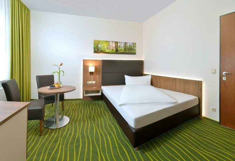 スタンダードシングルルーム, Meyer