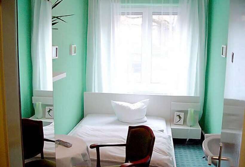 غرفة إقتصادية, Neustadt