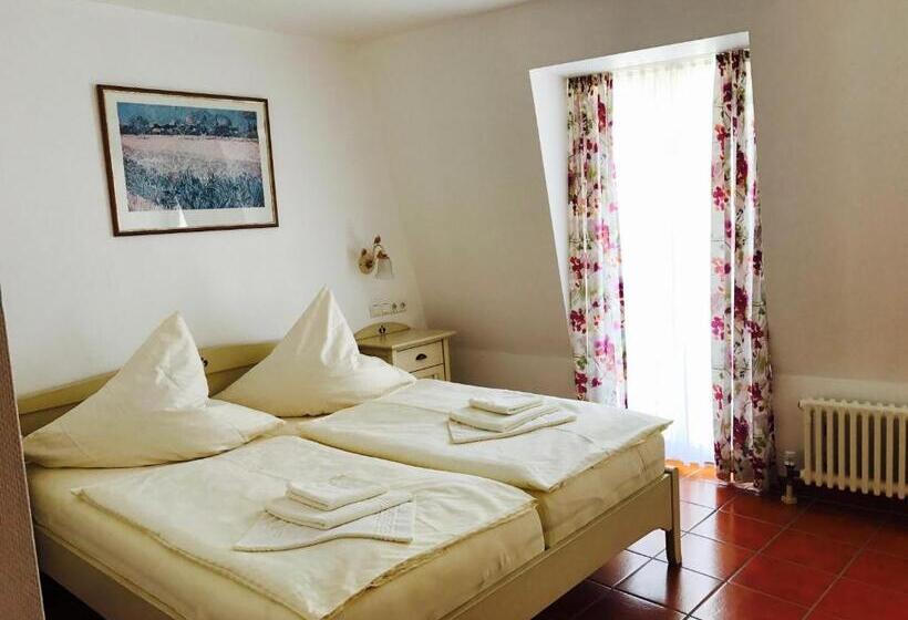 Номер Стандарт, Ratskeller