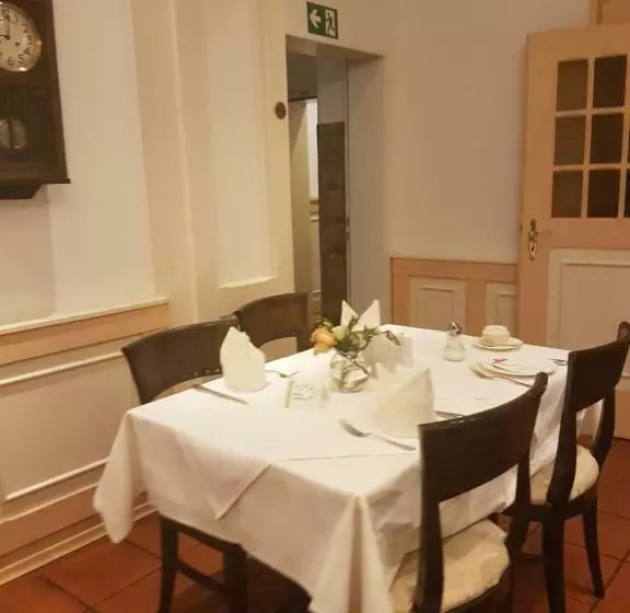 スタンダードシングルルーム, Restaurant Knechtstedener Hof